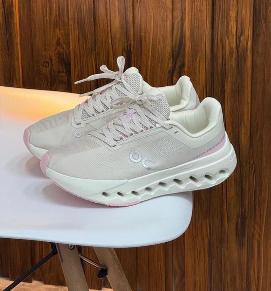 On Cloud Surfer Pink