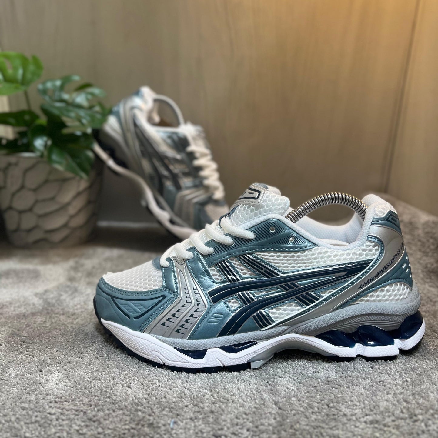 Gel-Kayano 14